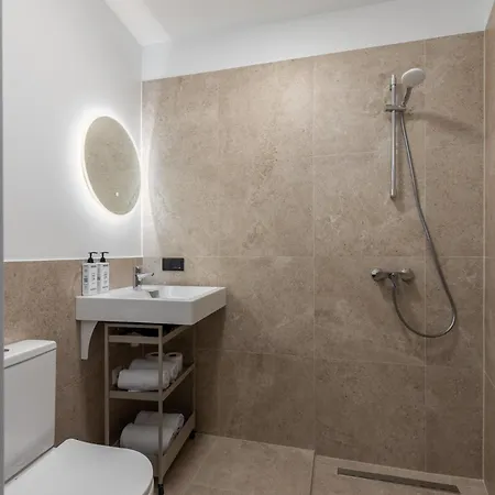 Perfectly Located Old Town *